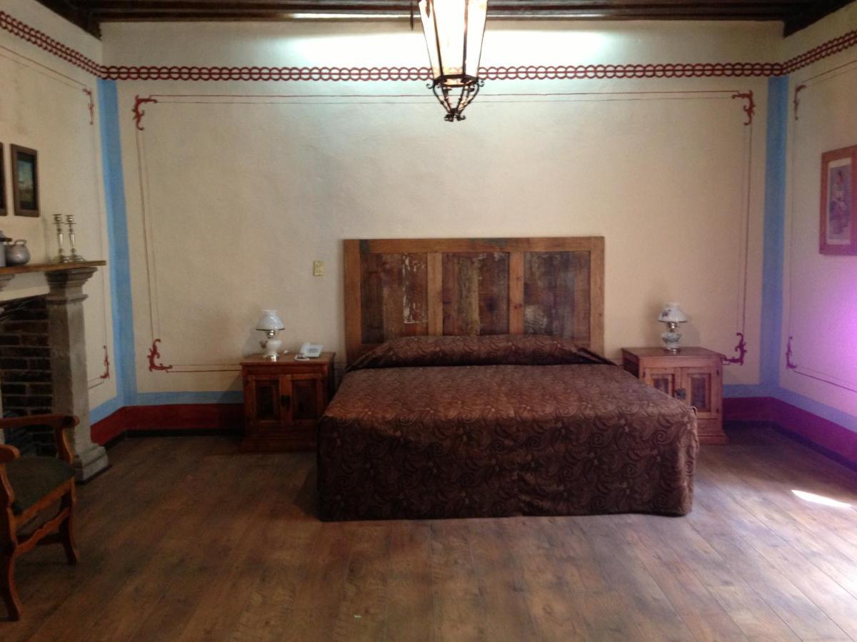 Hotel Travel Puebla Bagian luar foto