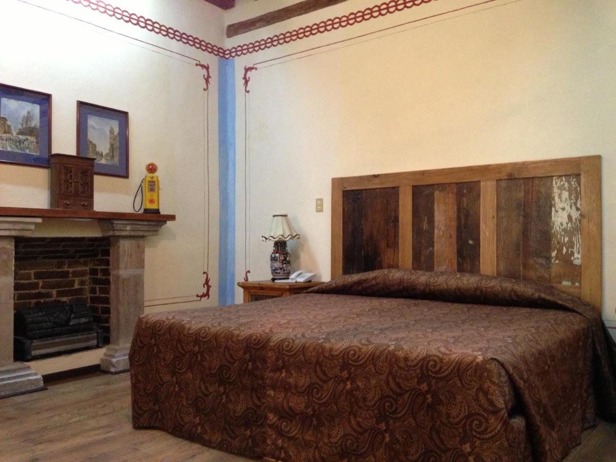 Hotel Travel Puebla Bagian luar foto